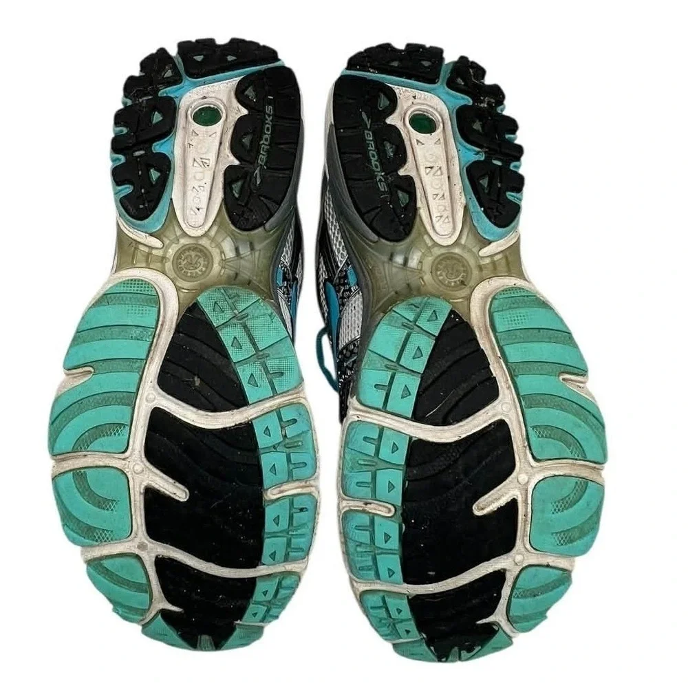 Brooks ravenna women